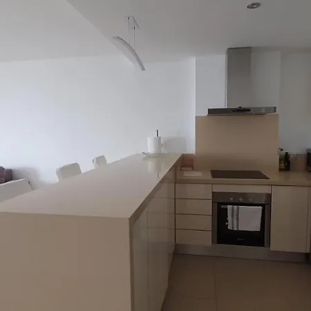Paraiso Apartment *